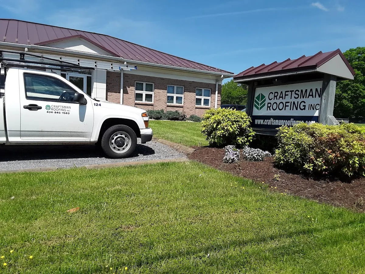 Quality Gutter & Downspout Repair by experienced craftsmen in Enhaut